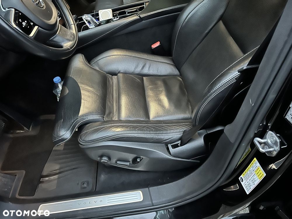 Volvo XC 90 - 28