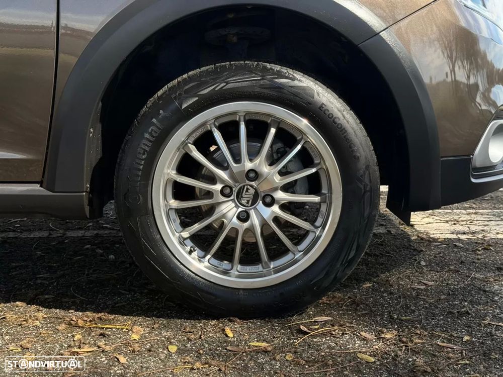 Dacia Sandero 0.9 TCe Stepway - 26