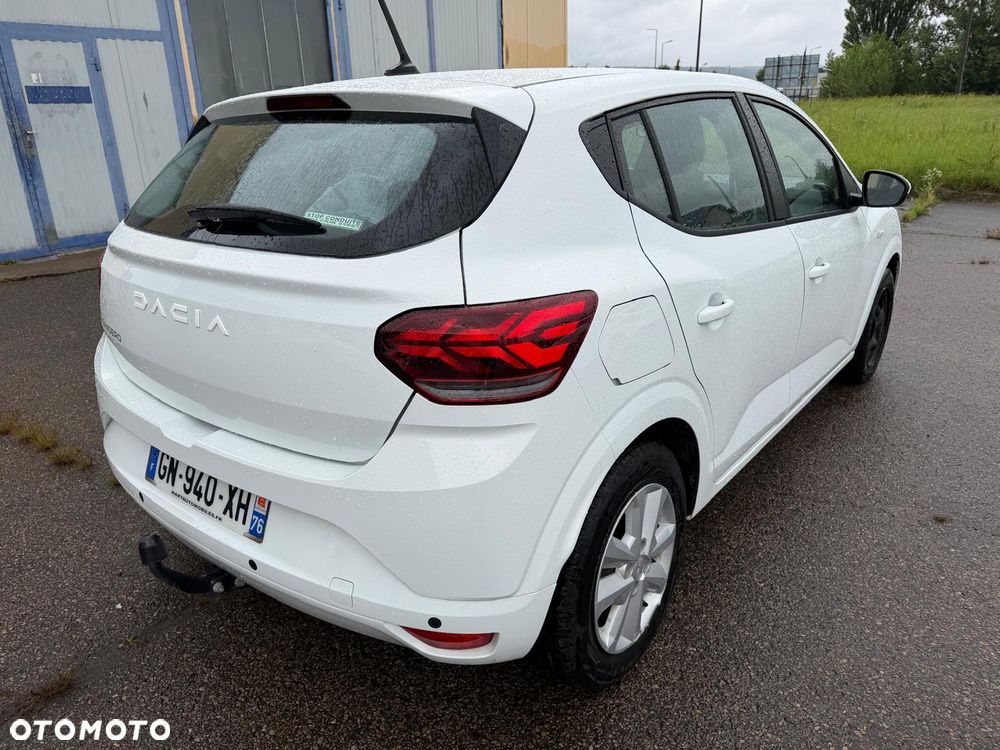 Dacia Sandero - 5