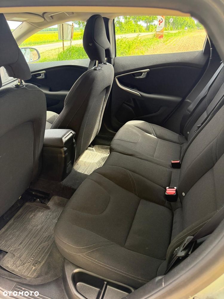 Volvo V40 T3 Kinetic - 7