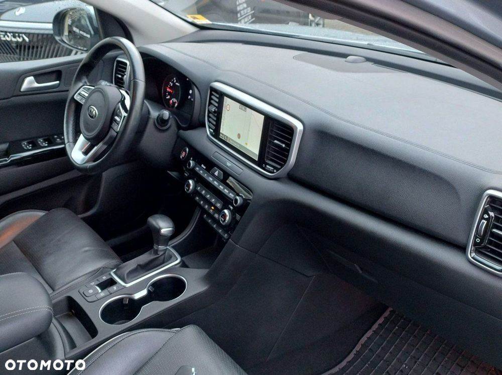 Kia Sportage - 16