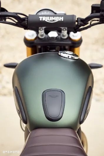 Triumph Scrambler - 5