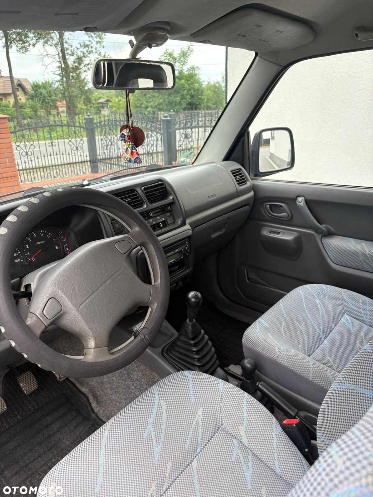 Suzuki Jimny 1.3 - 7