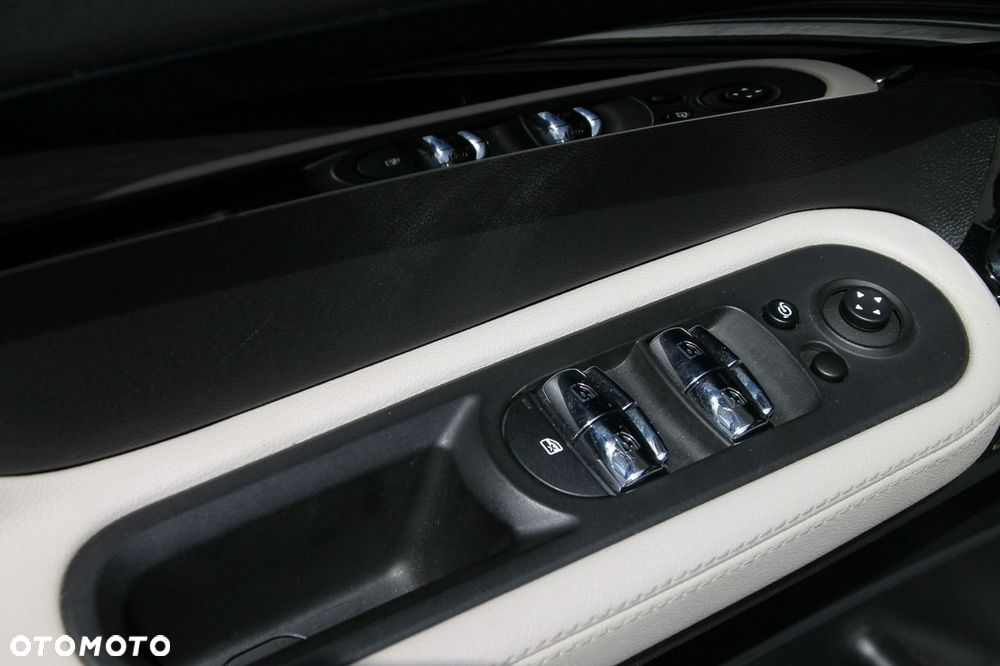 MINI Countryman - 18