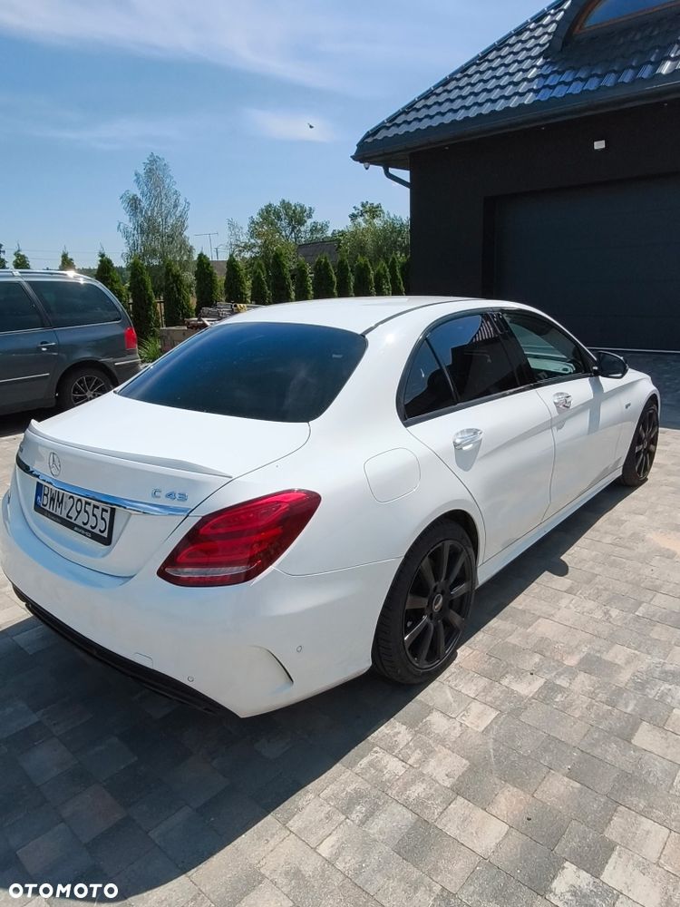 Mercedes-Benz AMG GT - 3