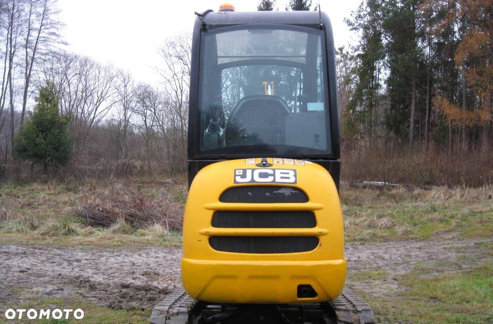 JCB 8018 - 7