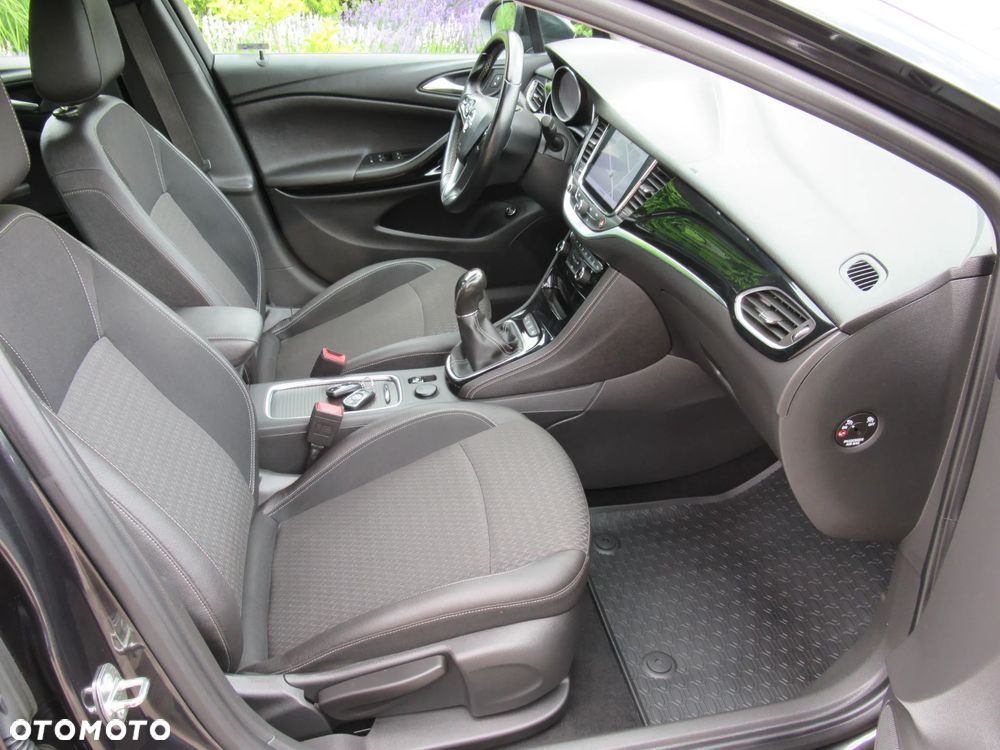Opel Astra 1.6 D (CDTI) Start/Stop Innovation - 10