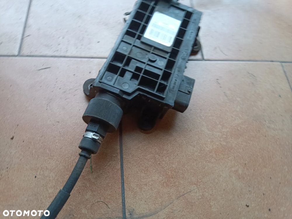 Hamulec ręczny Mechanizm ręcznego linki 46300-05041 Toyota Avensis T27 T29 - 4