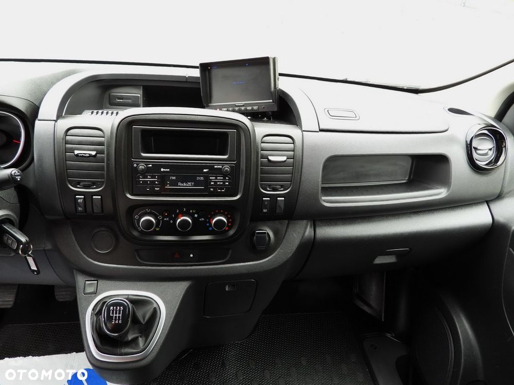 Renault TRAFIC FURGON CHŁODNIA  -5*C ZASILANIE 230V TEMPOMAT LEDY KLIMATYZACJA  120KM - 32