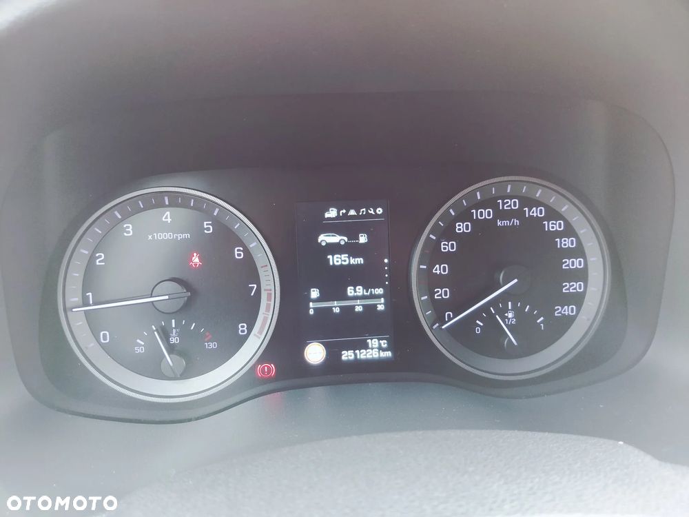 Hyundai Tucson 1.6 GDI BlueDrive Style 2WD - 16