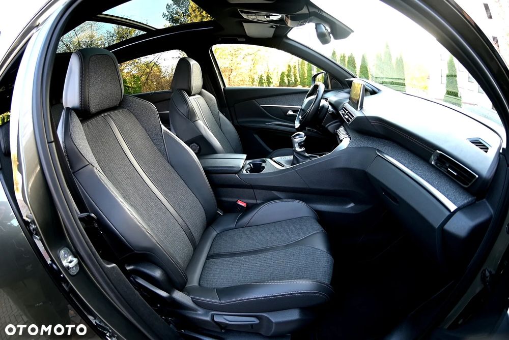 Peugeot 5008 1.2 PureTech GT S&S - 23