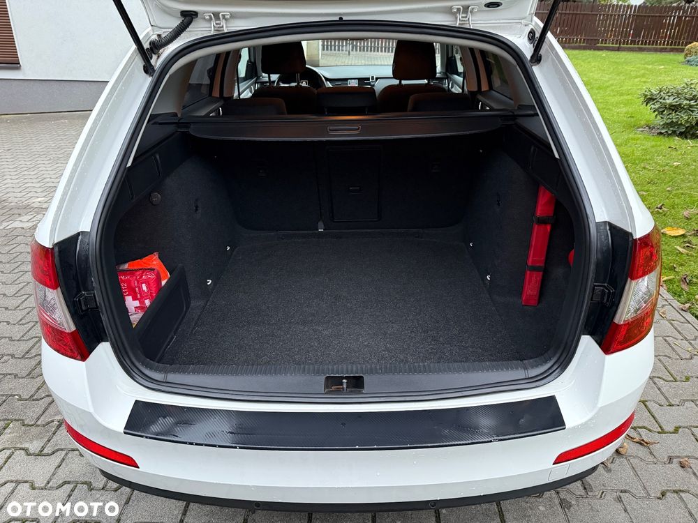 Skoda Octavia 1.6 TDI Active - 6