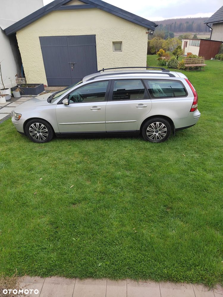 Volvo V50 2.0D DPF Momentum - 1
