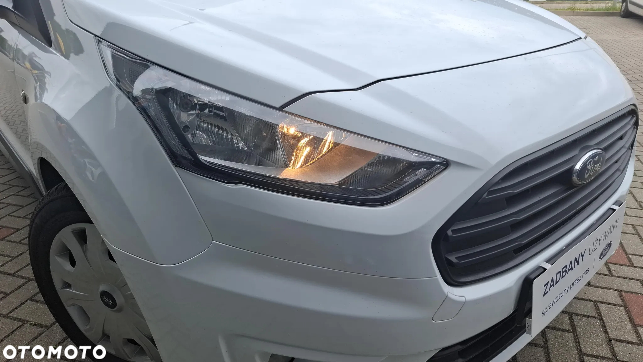 Ford CONNECT - 12