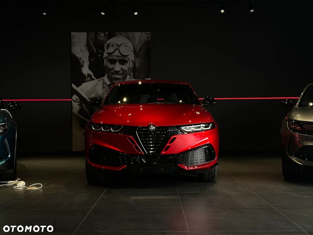 Alfa Romeo Tonale 1.5 T4 GSE mHEV Veloce DCT - 13