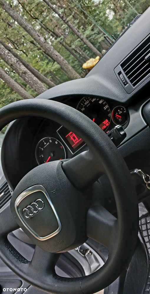 Audi A4 Avant - 12