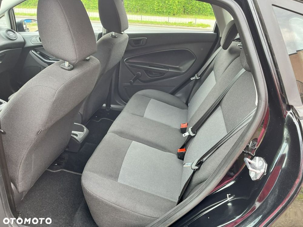 Ford Fiesta - 19