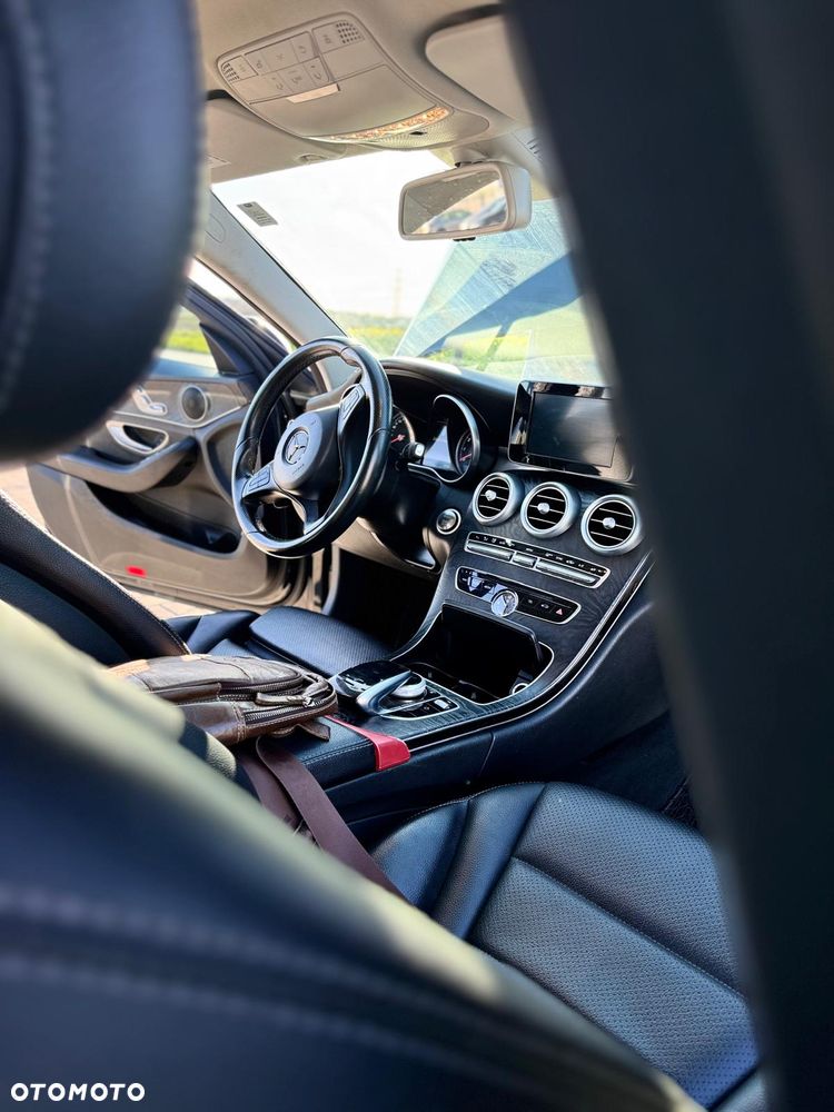 Mercedes-Benz Klasa C 300 7G-TRONIC AMG Line - 15