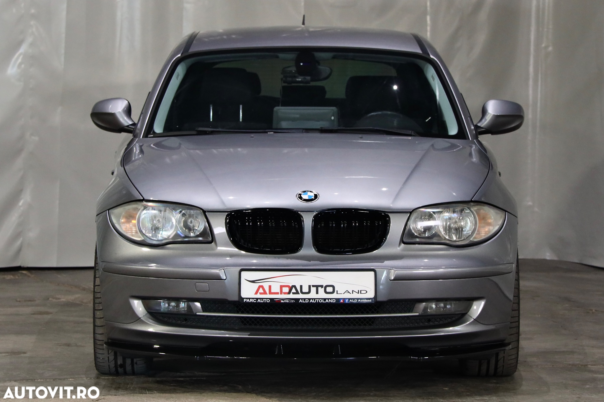 BMW Seria 1 118d - 37