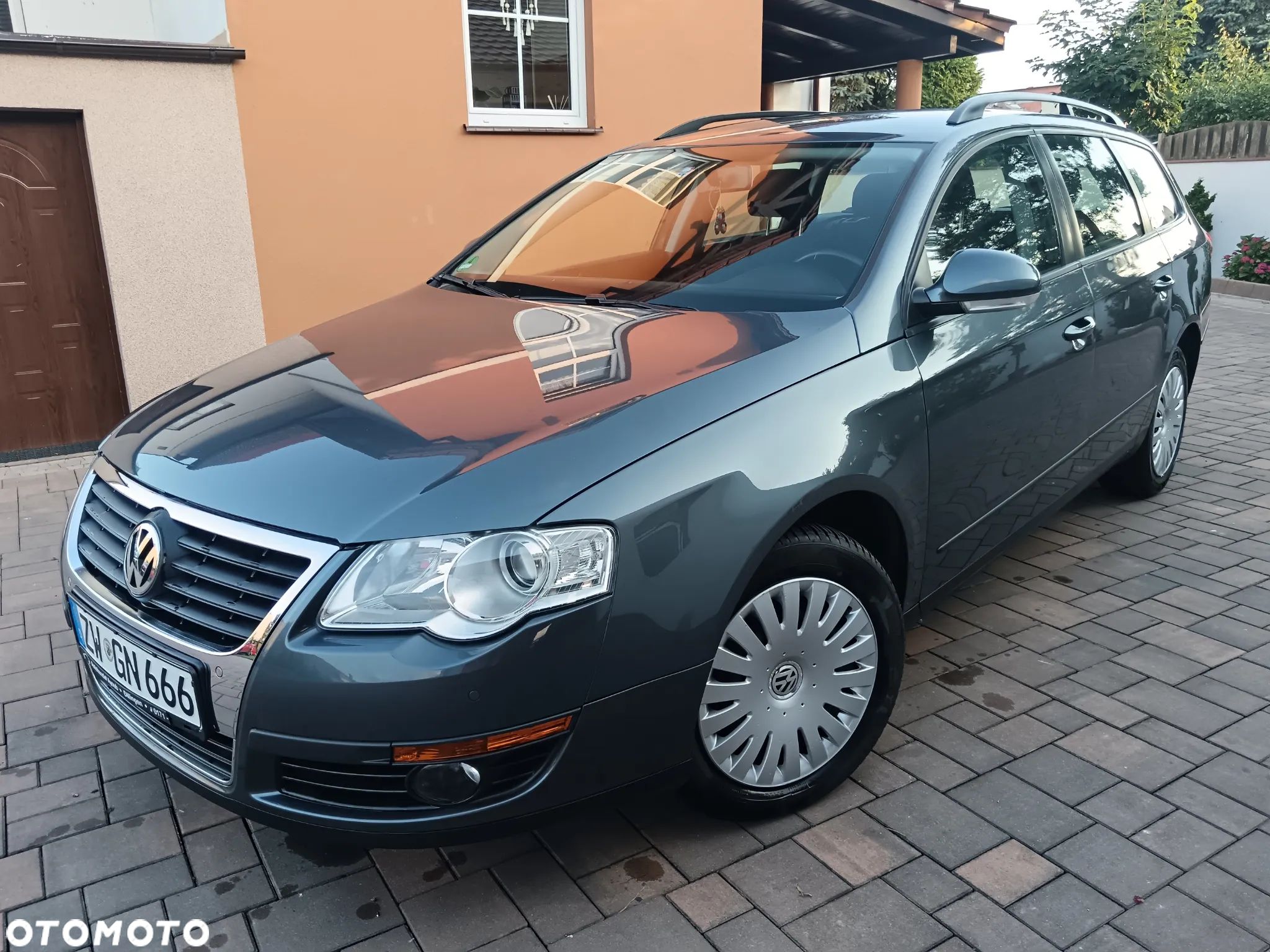 Volkswagen Passat 1.4 TSI BMT Comfortline - 1