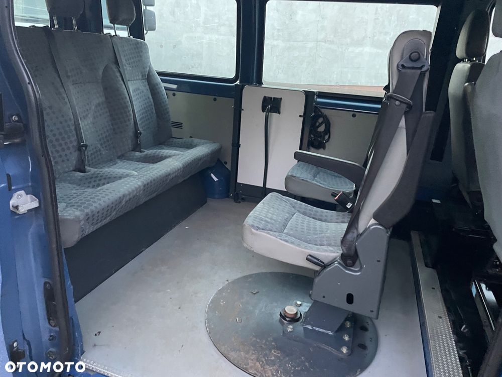 Ford Transit - 25