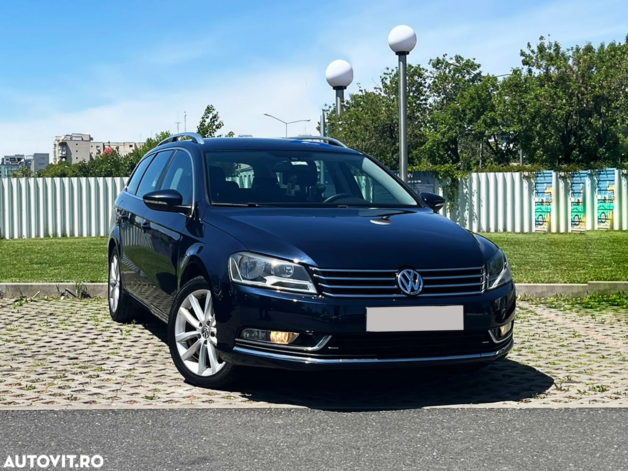 Volkswagen Passat Variant 2.0 TDI 4Motion BlueMotion Technology Highline DSG - 2