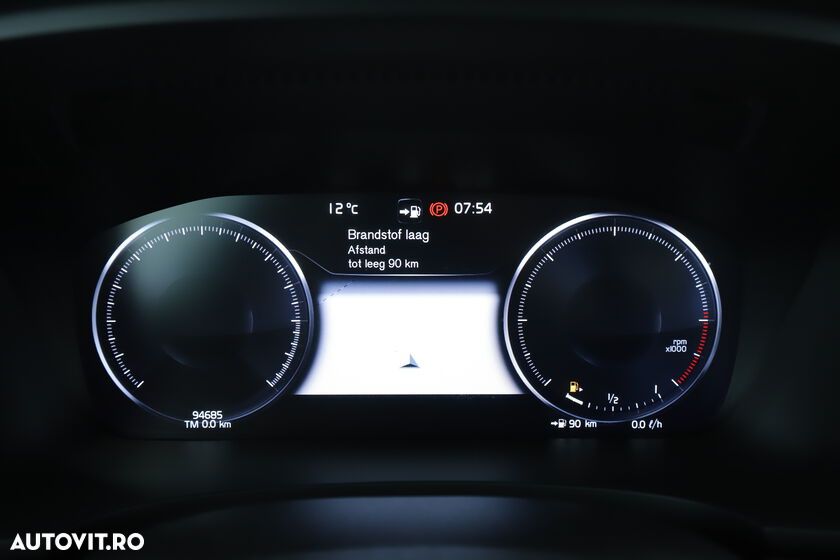 Volvo S90 D4 Inscription - 24