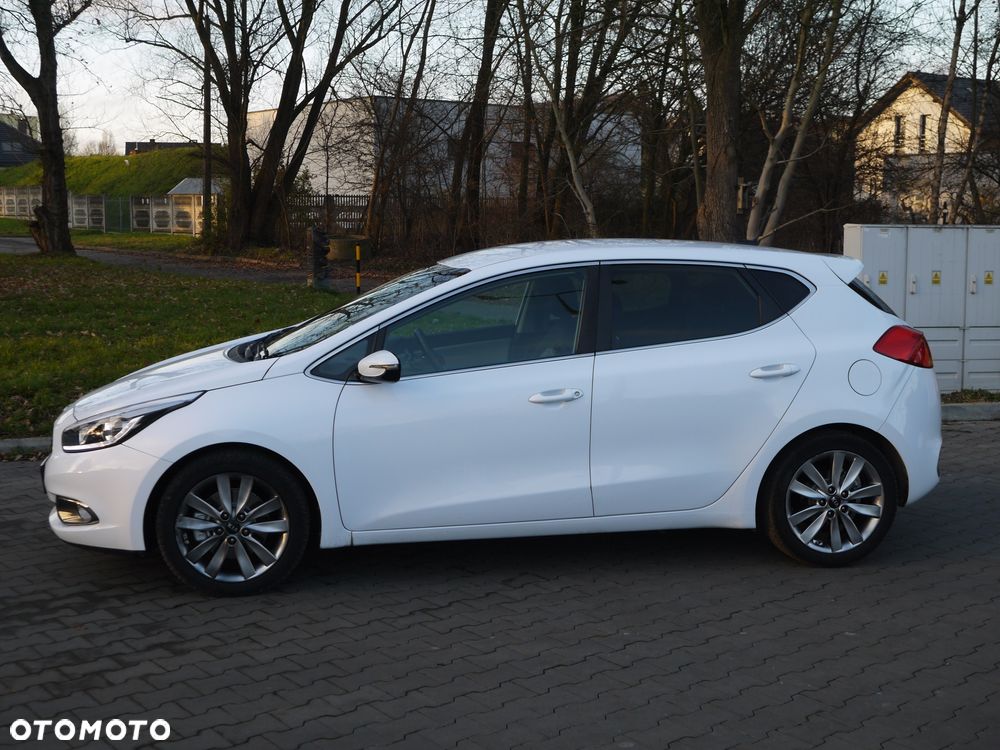Kia Ceed 1.6 GDI Spirit - 3