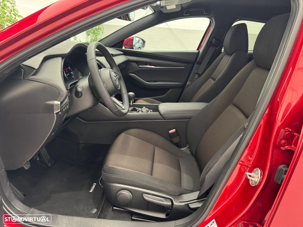 Mazda 3 Hatchback 2.0 Sky-X Excellence - 18
