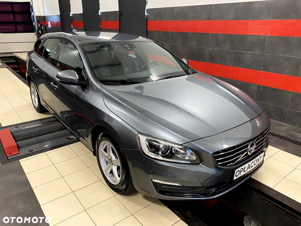 Volvo V60 D2 Summum - 6