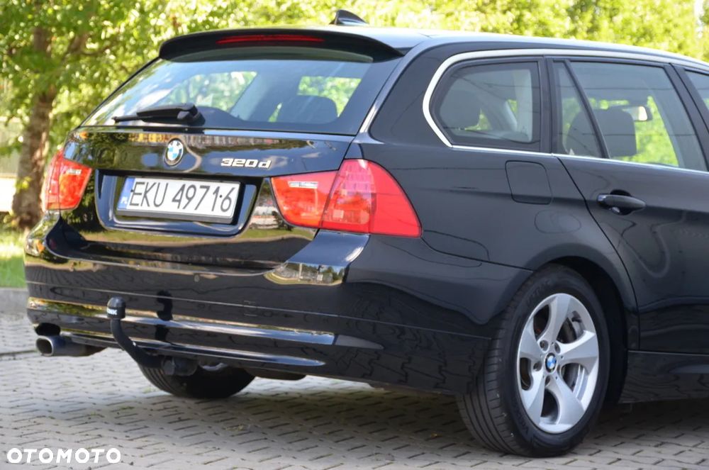 BMW Seria 3 320d Efficient Dynamics - 13