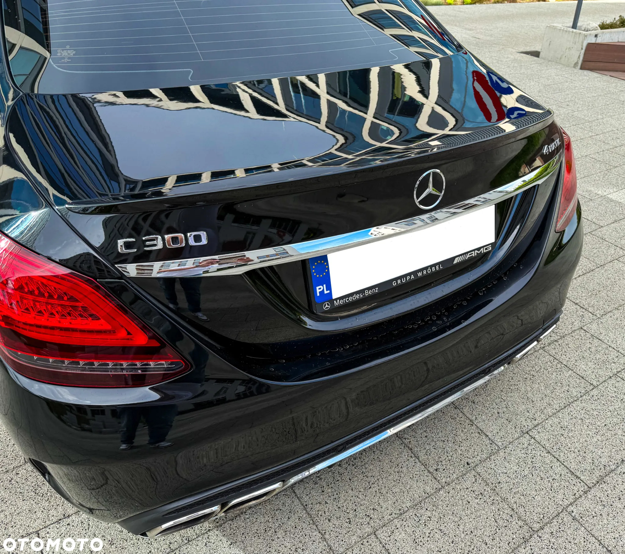 Mercedes-Benz Klasa C 300 4Matic 9G-TRONIC AMG Line - 11