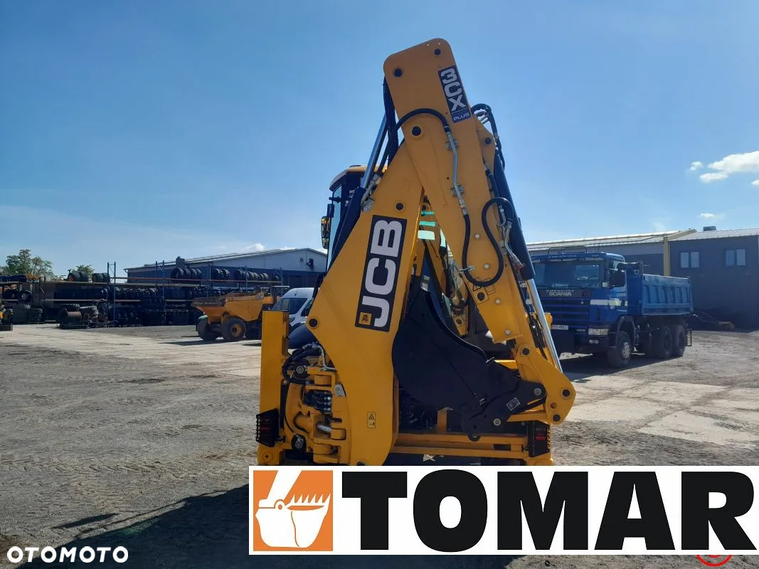 JCB 3CX - 8