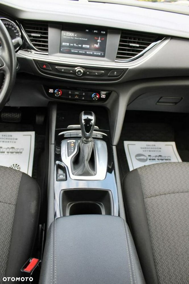 Opel Insignia 1.5 T Elite S&S - 24