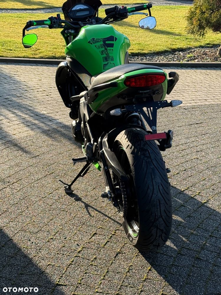 Kawasaki ER - 3