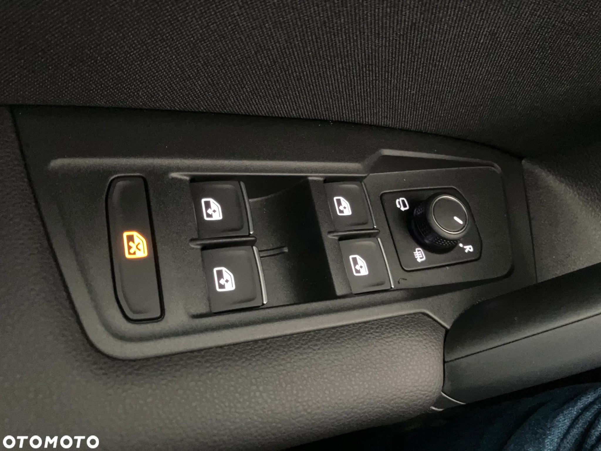 Volkswagen Tiguan 1.5 TSI EVO Elegance DSG - 34