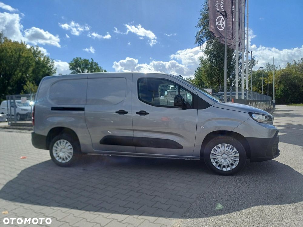 Toyota Proace City - 8