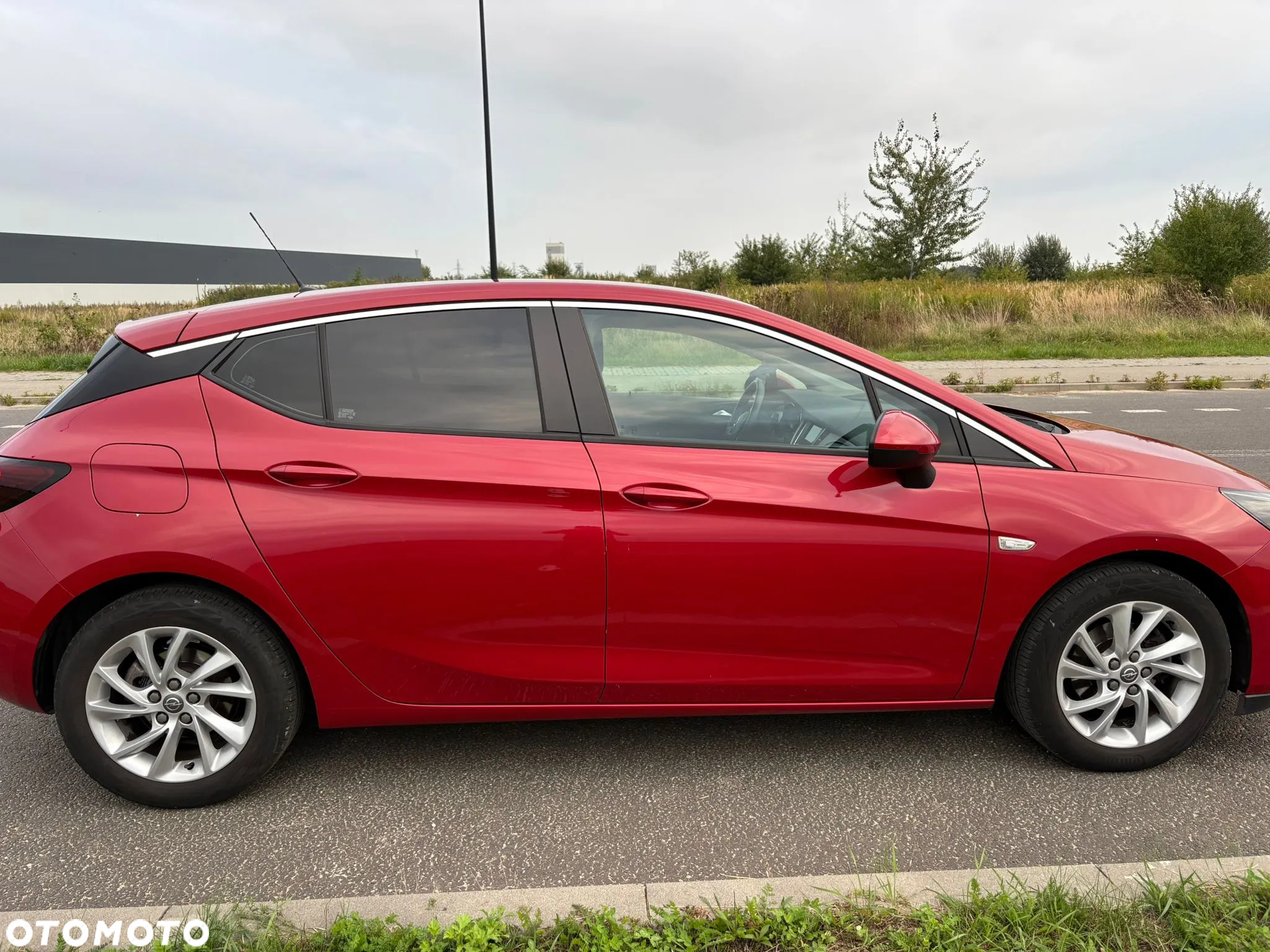 Opel Astra V 1.2 T Edition S&S - 4