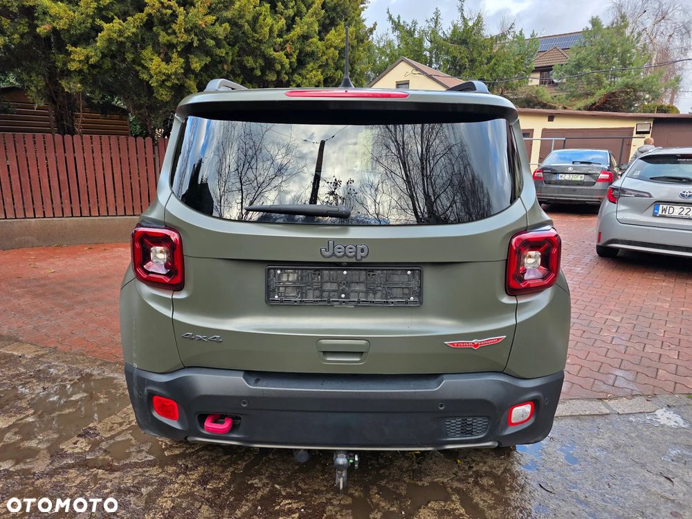 Jeep Renegade - 10