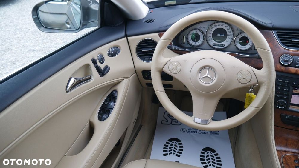 Mercedes-Benz CLS - 10