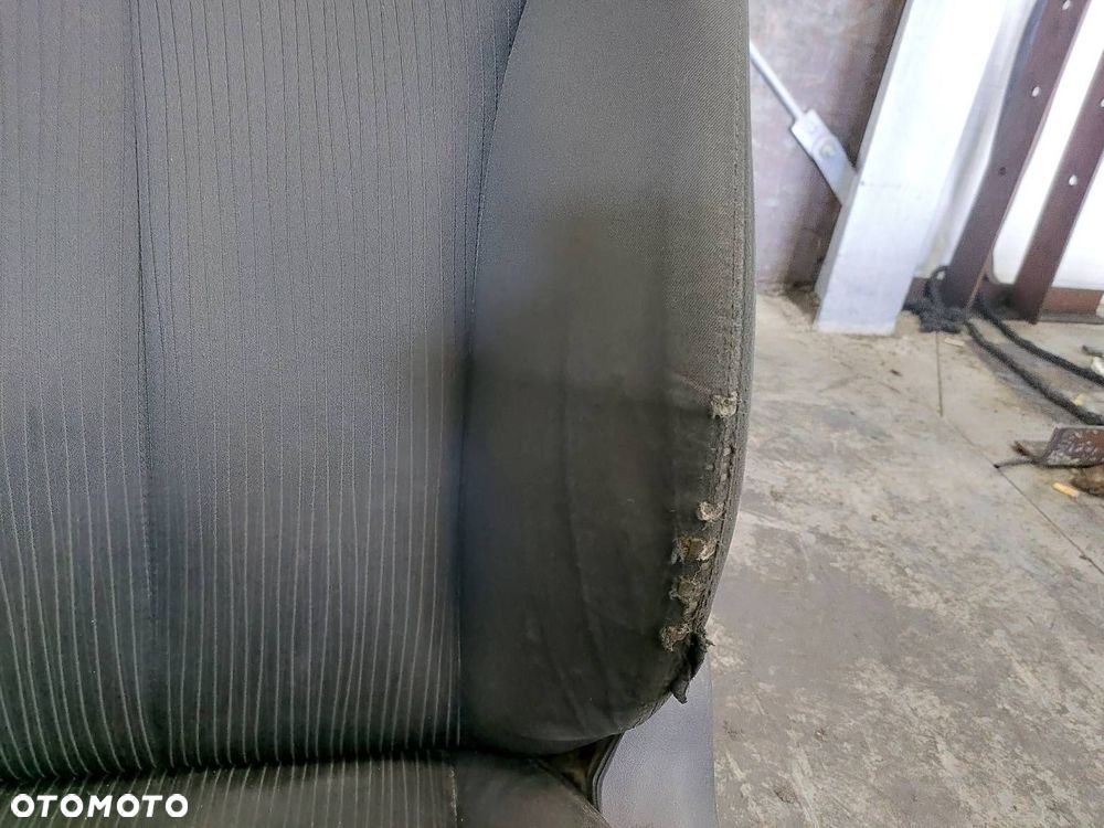 FOTELE LEWY PRAWY KANAPA TYŁ  SUBARU LEGACY V - 23