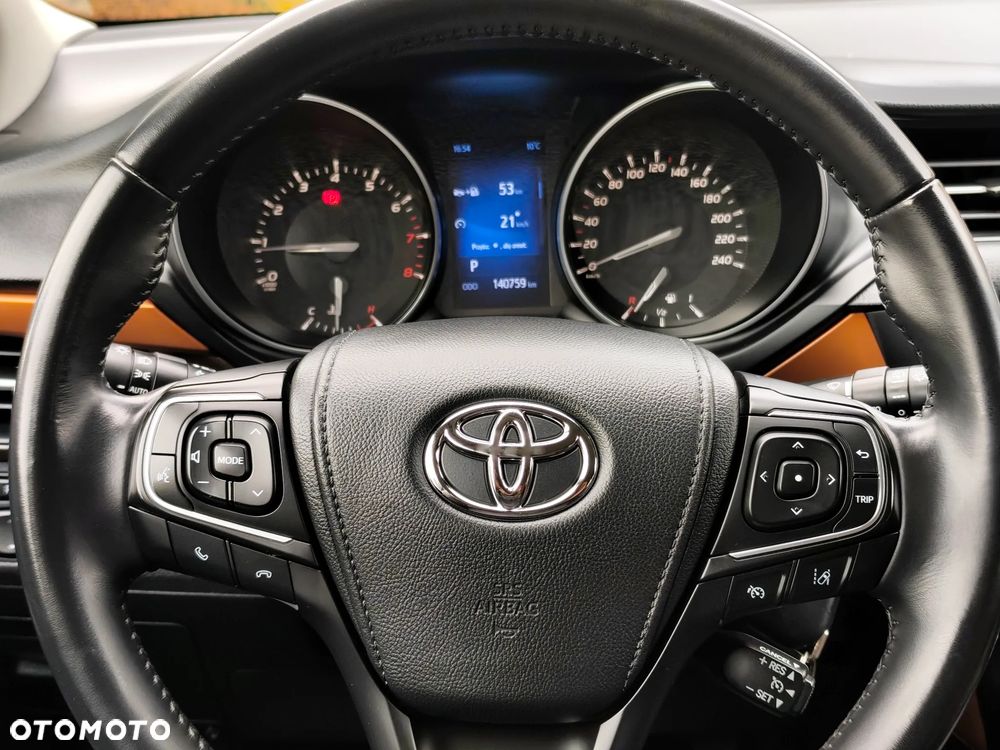 Toyota Avensis - 20