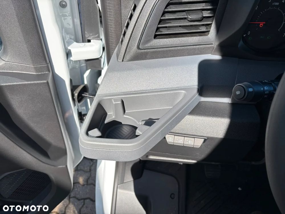 Renault Master 2.0 170 KM - 12 EP - Zabudowa Międzynarodowa 4850 x 2450 x 2400 Poduszki Pneumatyczne Regulacja Wysokości Stelaża - 11