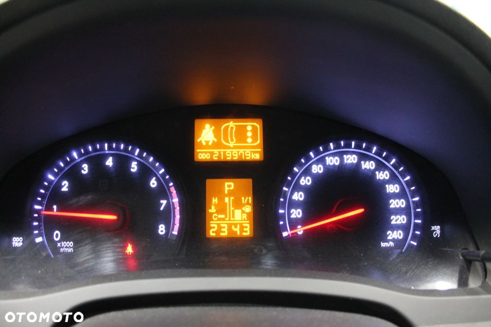 Toyota Avensis Touring Sports 1.8 Multidrive S Executive - 13