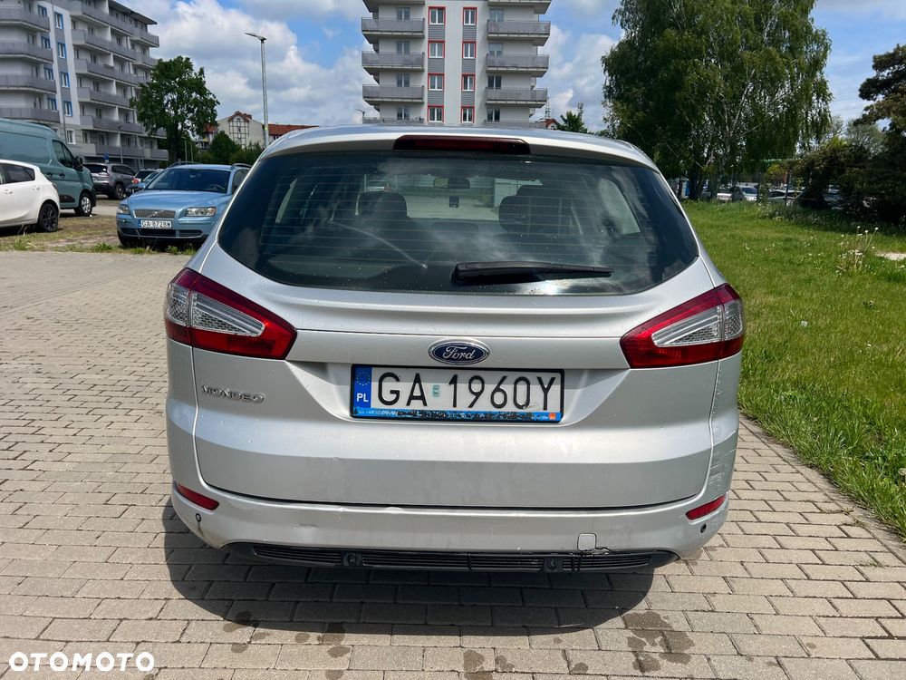 Ford Mondeo 2.0 TDCi Ambiente - 16