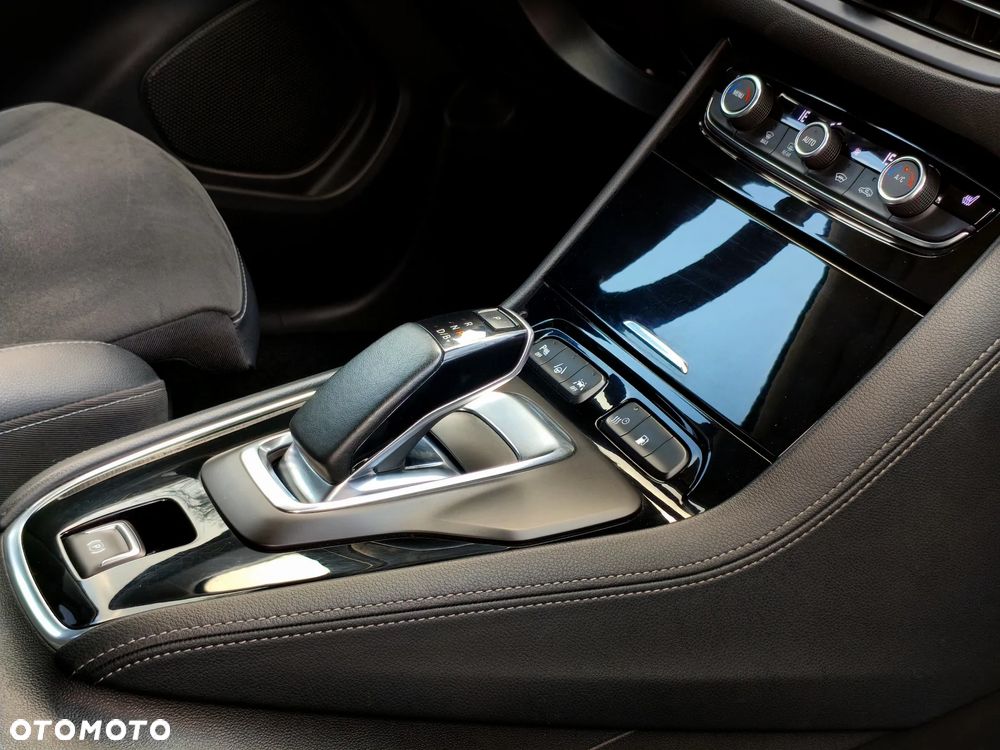 Opel Grandland Plug-in-Hybrid4 1.6 DI Automatik GS Line - 13