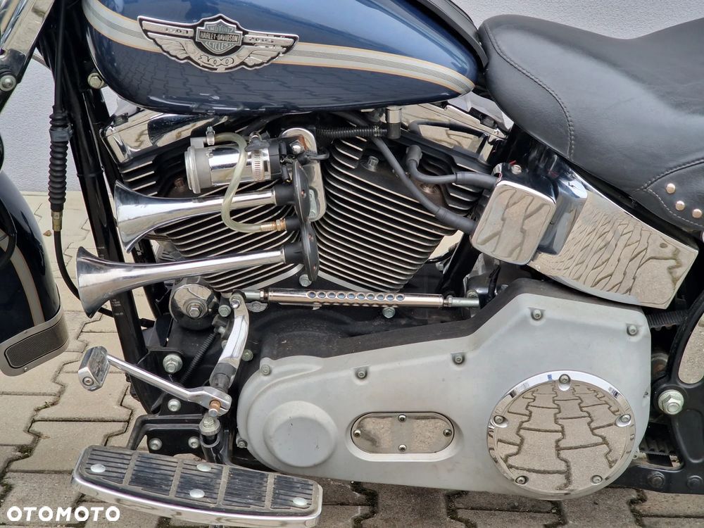 Harley-Davidson Softail Heritage Classic - 27