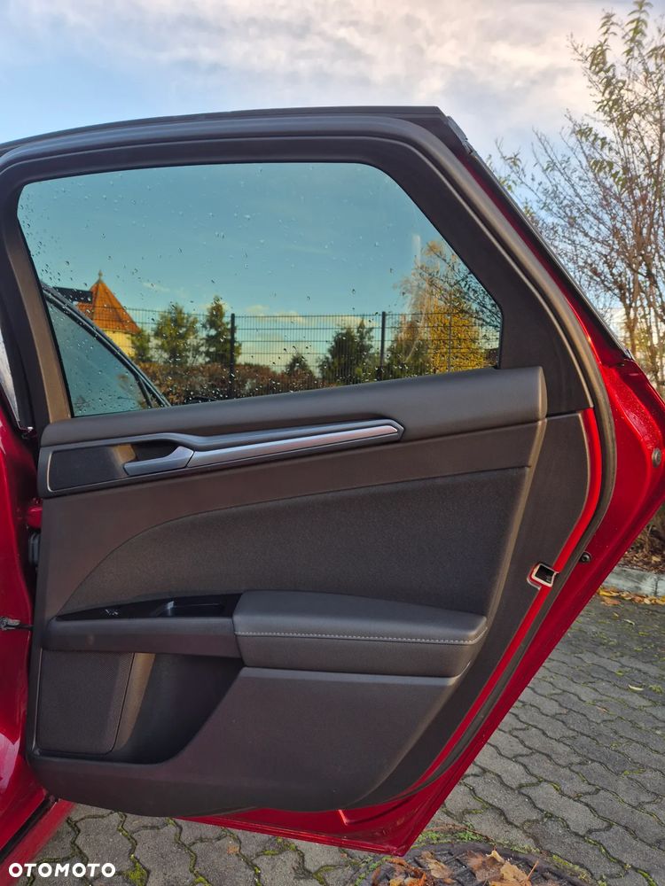 Ford Mondeo 1.5 EcoBoost Titanium - 24