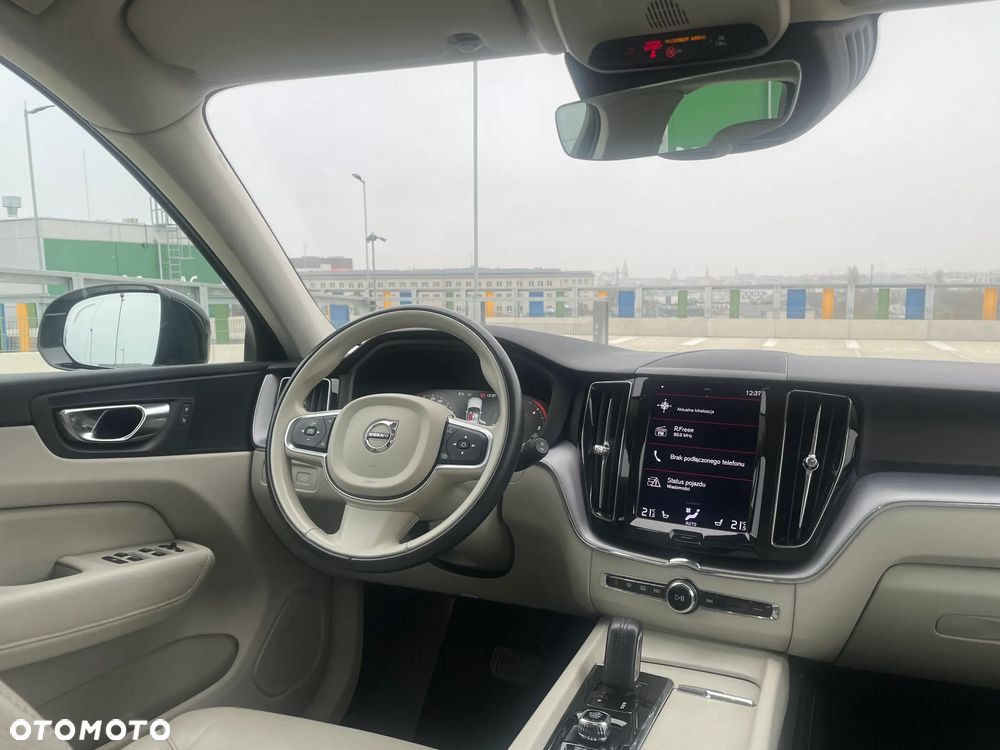 Volvo XC 60 B5 D AWD Inscription - 27