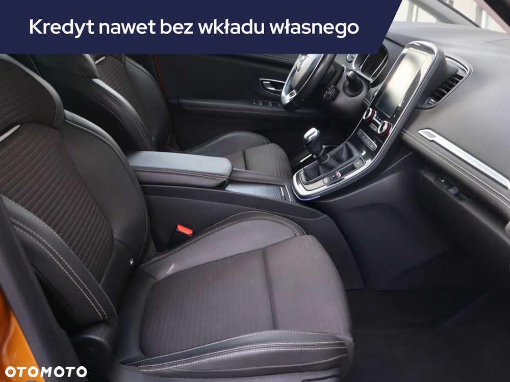 Renault Scenic - 11